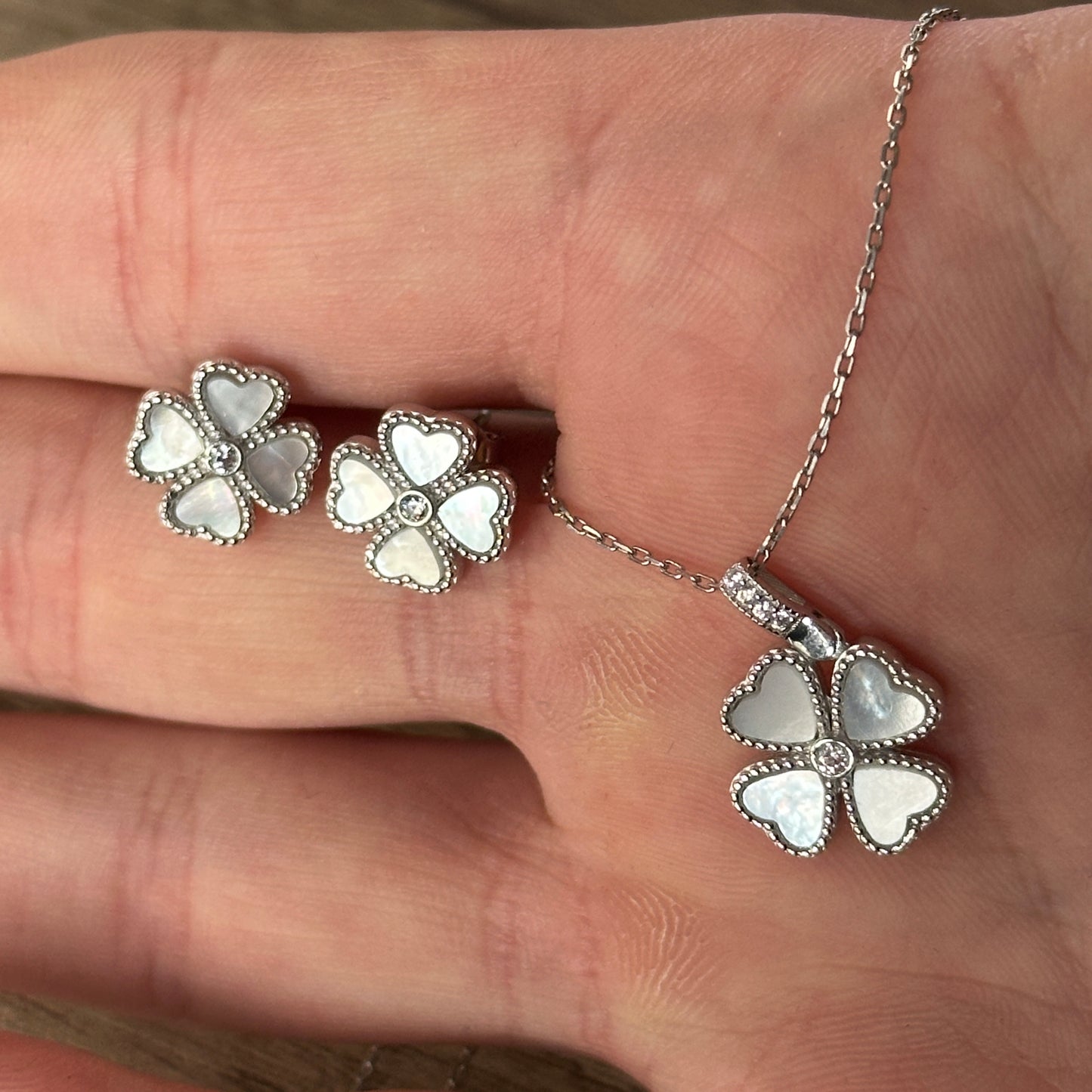 Silver Mother Of Pearl Clover Necklace & Earrings Set