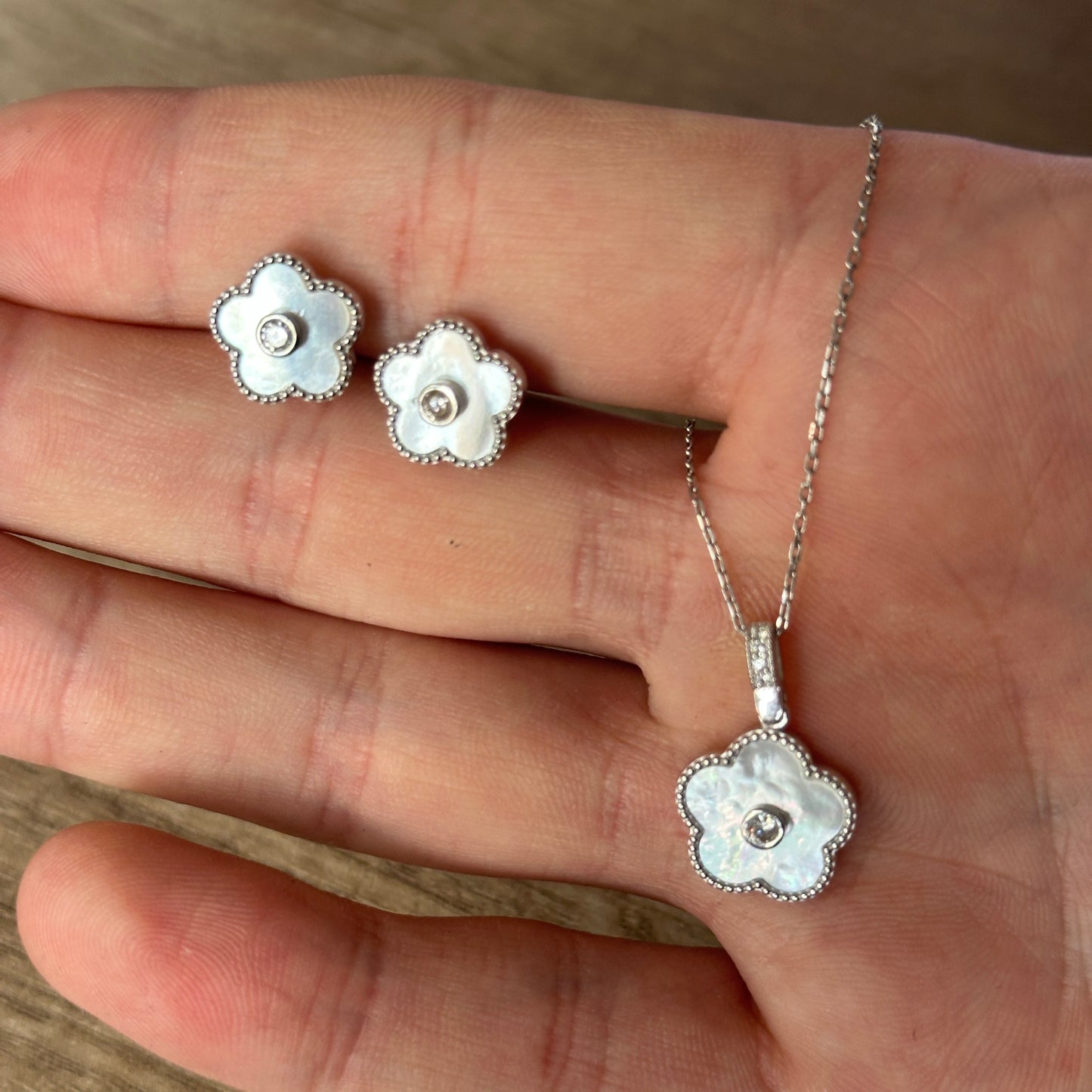 Silver Mother Of Pearl Flower Necklace & Earrings Set