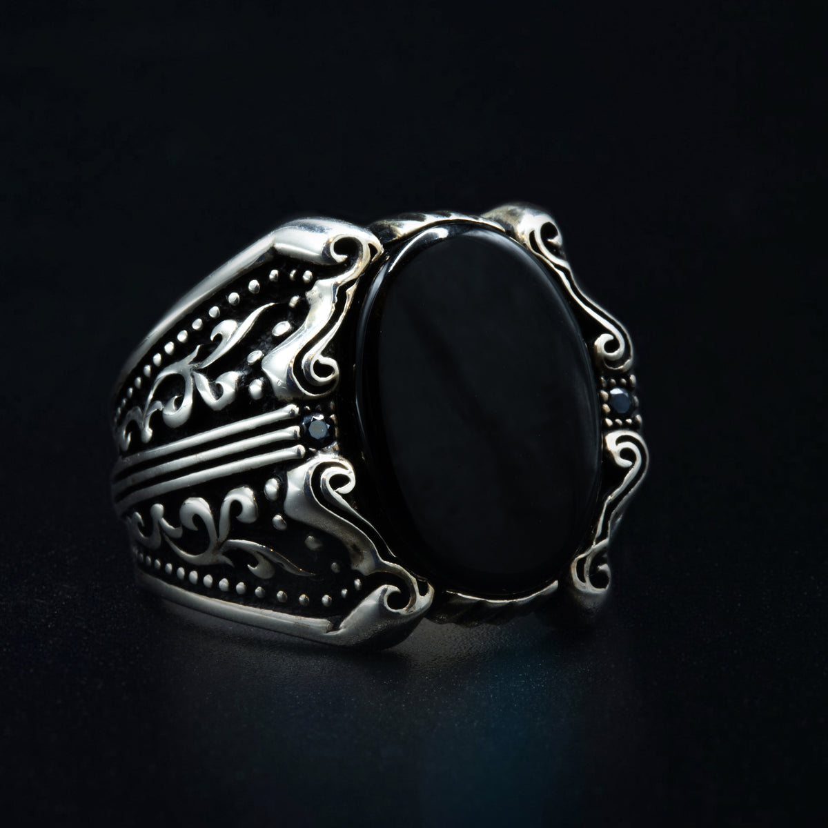 Men Silver Handmade Onyx Gemstone Signet Ring