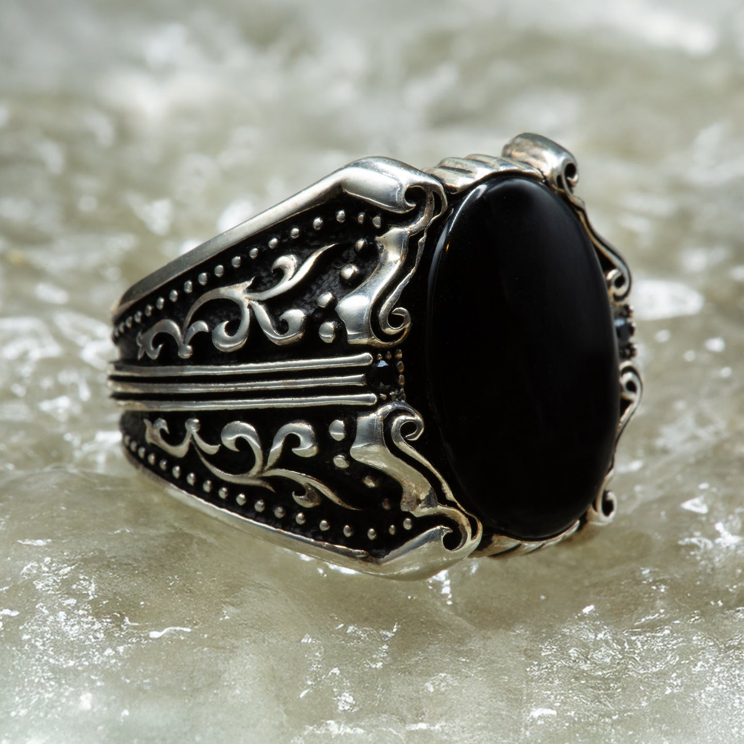 Men Silver Handmade Onyx Gemstone Signet Ring