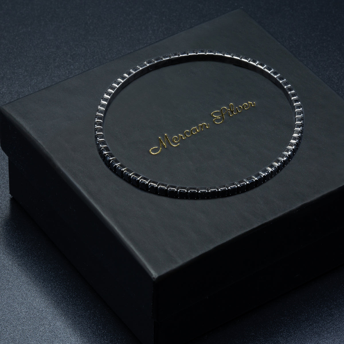 Silbernes Unisex-Tennisarmband mit schwarzem Diamanten, verstellbar