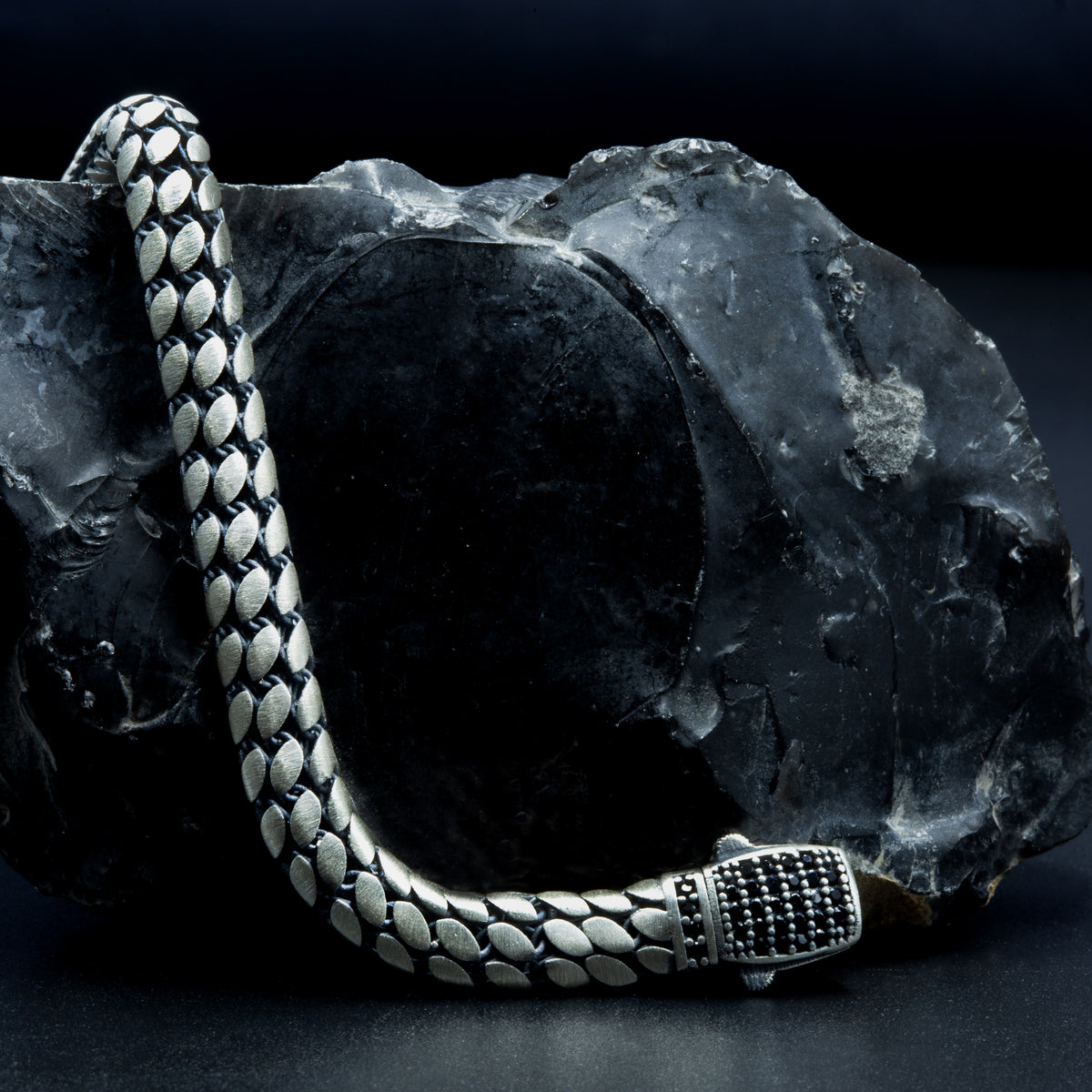 Pulsera de cadena tipo "snake popcorn" de plata 925 para hombre con piedra de ónix y incrustaciones de