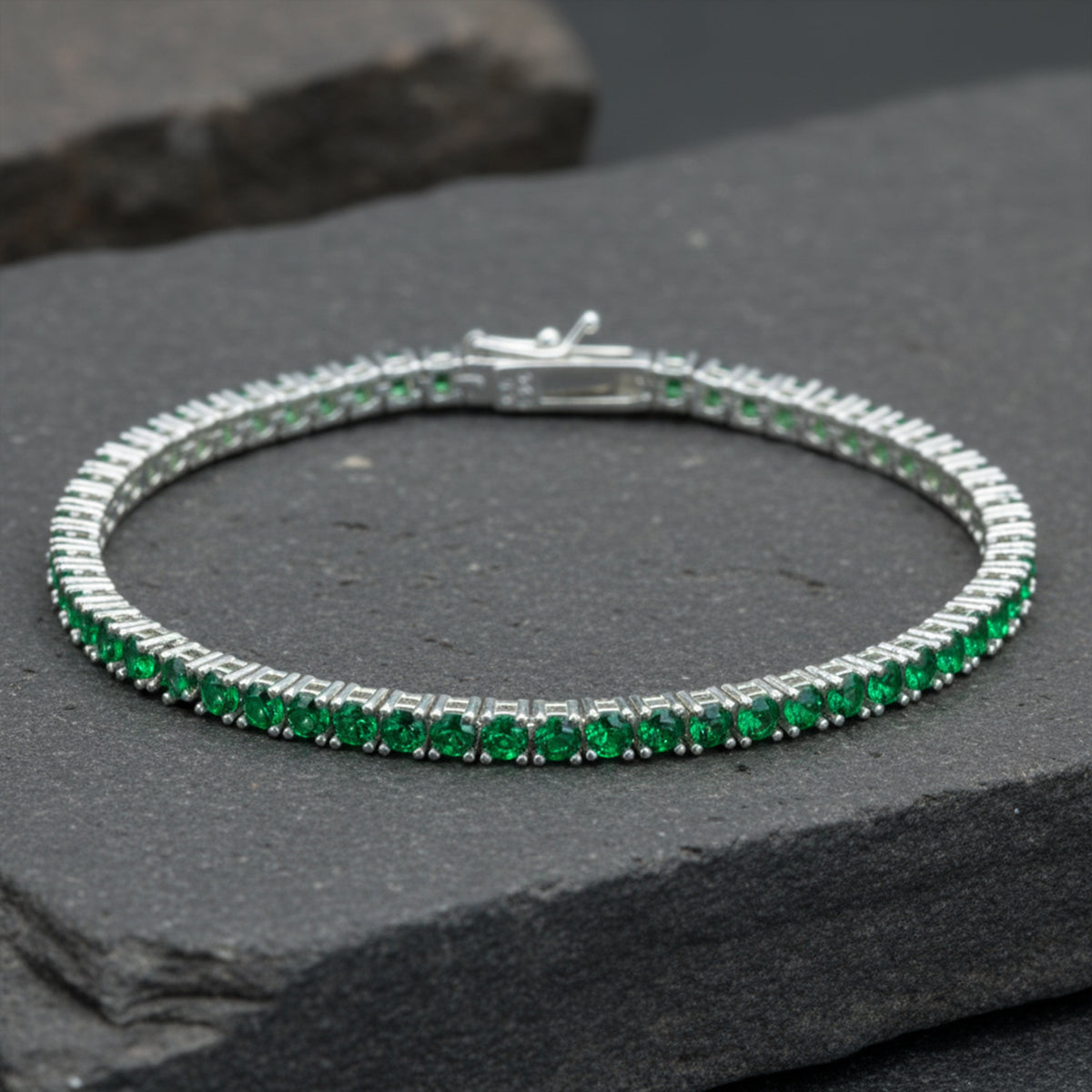 Men Silver Emerald Gemstone Elegant Tennis Chain Bracelet