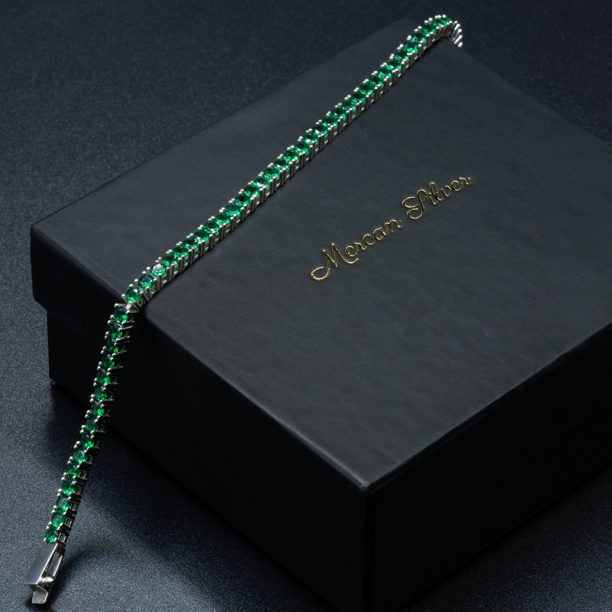 Men Silver Emerald Gemstone Elegant Tennis Chain Bracelet