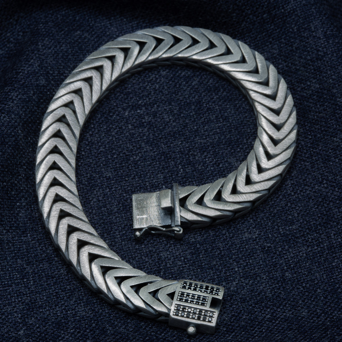 Pulsera de cadena Franco de 12 mm con gema de ónix y plata 925 hecha a mano