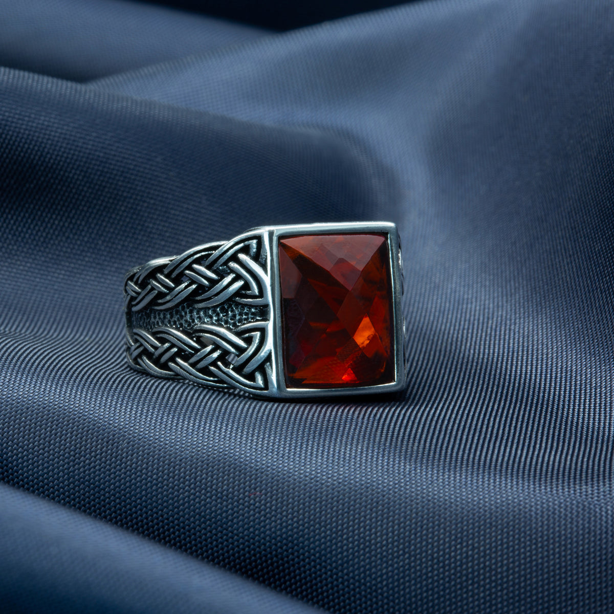 925 Sterling Silver Red Garnet Gemstone Ring