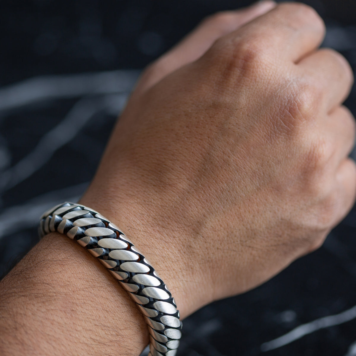 Pulsera de cadena maciza gruesa con figura de águila doble de plata 925