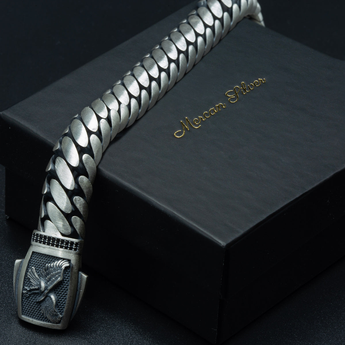 Pulsera de cadena maciza gruesa con figura de águila doble de plata 925