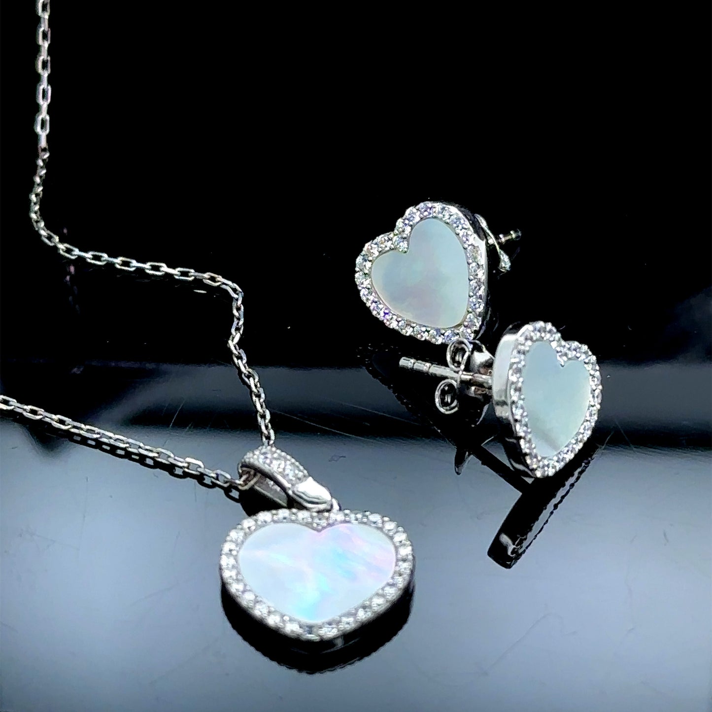 Women Handmade Mother Of Pearl Heart Necklace & Earrings Set
