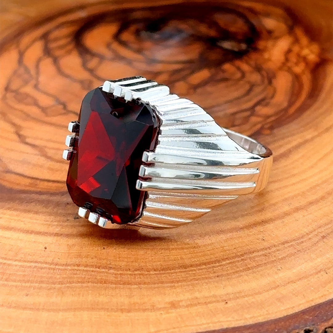 Piedra preciosa de rubí cuadrada hecha a mano para hombres