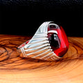 Anillo de plata hecho a mano con piedras preciosas de rubí ovaladas para hombre