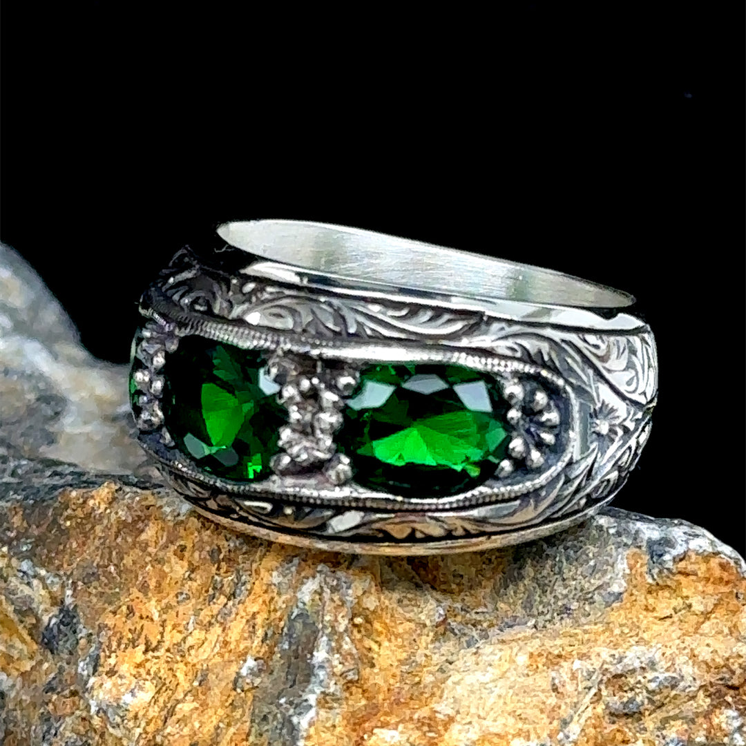 Men Handmade Engraved Green Emerald Stone Wedding Band Ring