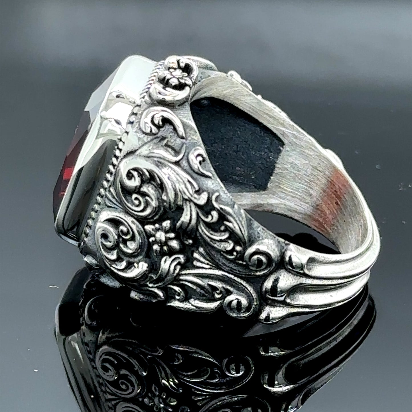 Men Silver Handmade Garnet Ruby Stone Engraved Ring