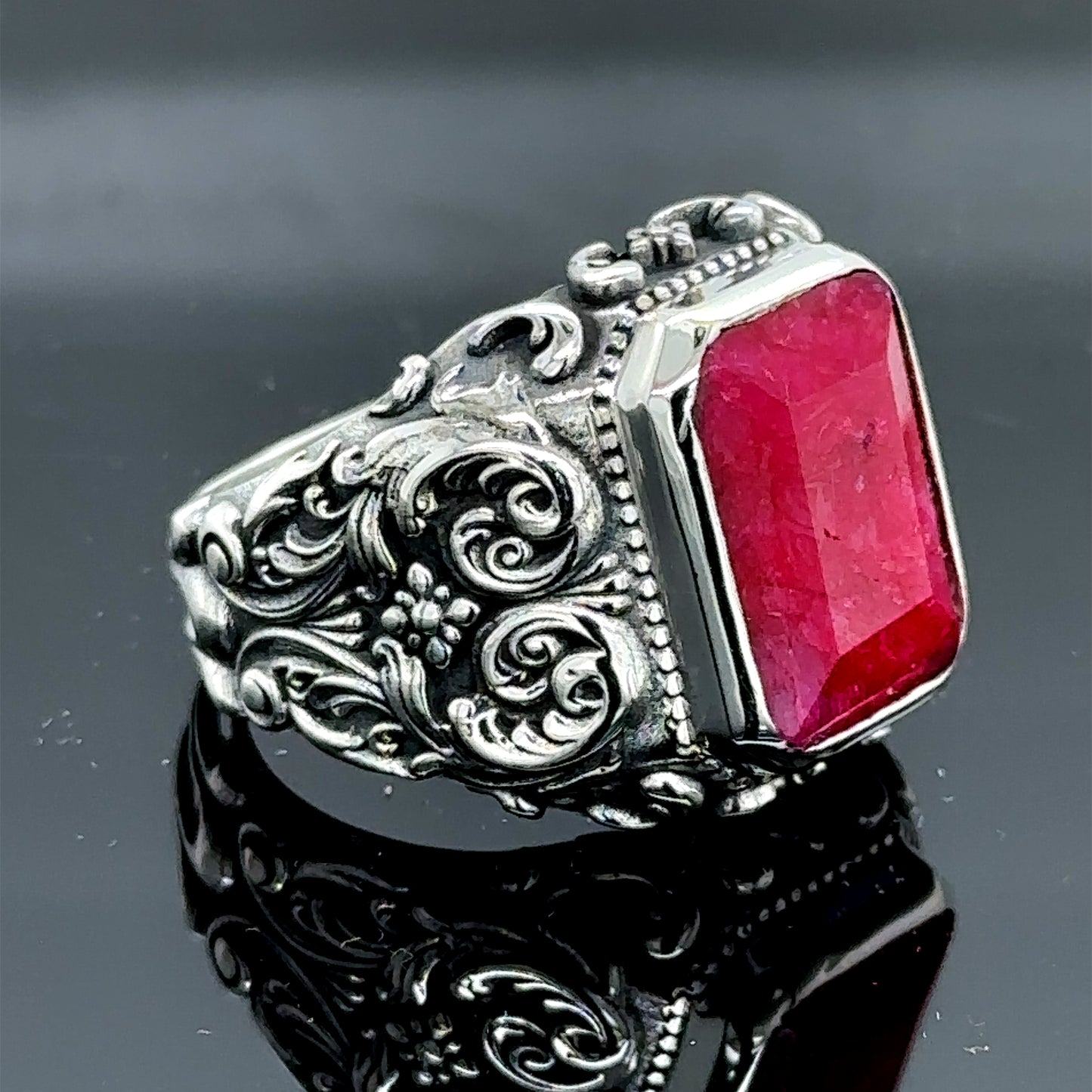 Men Silver Handmade Natural Ruby Stone Engraved Ring