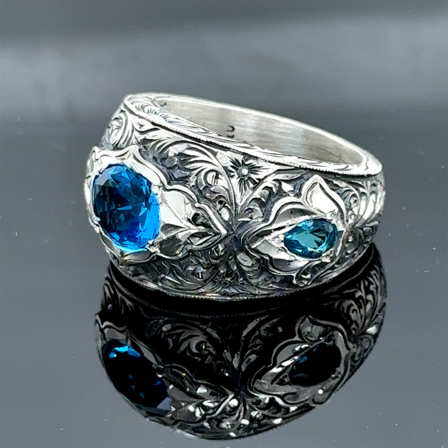 Men Silver Handmade Blue Aquamarine Gemstone Engagement Wedding Ring