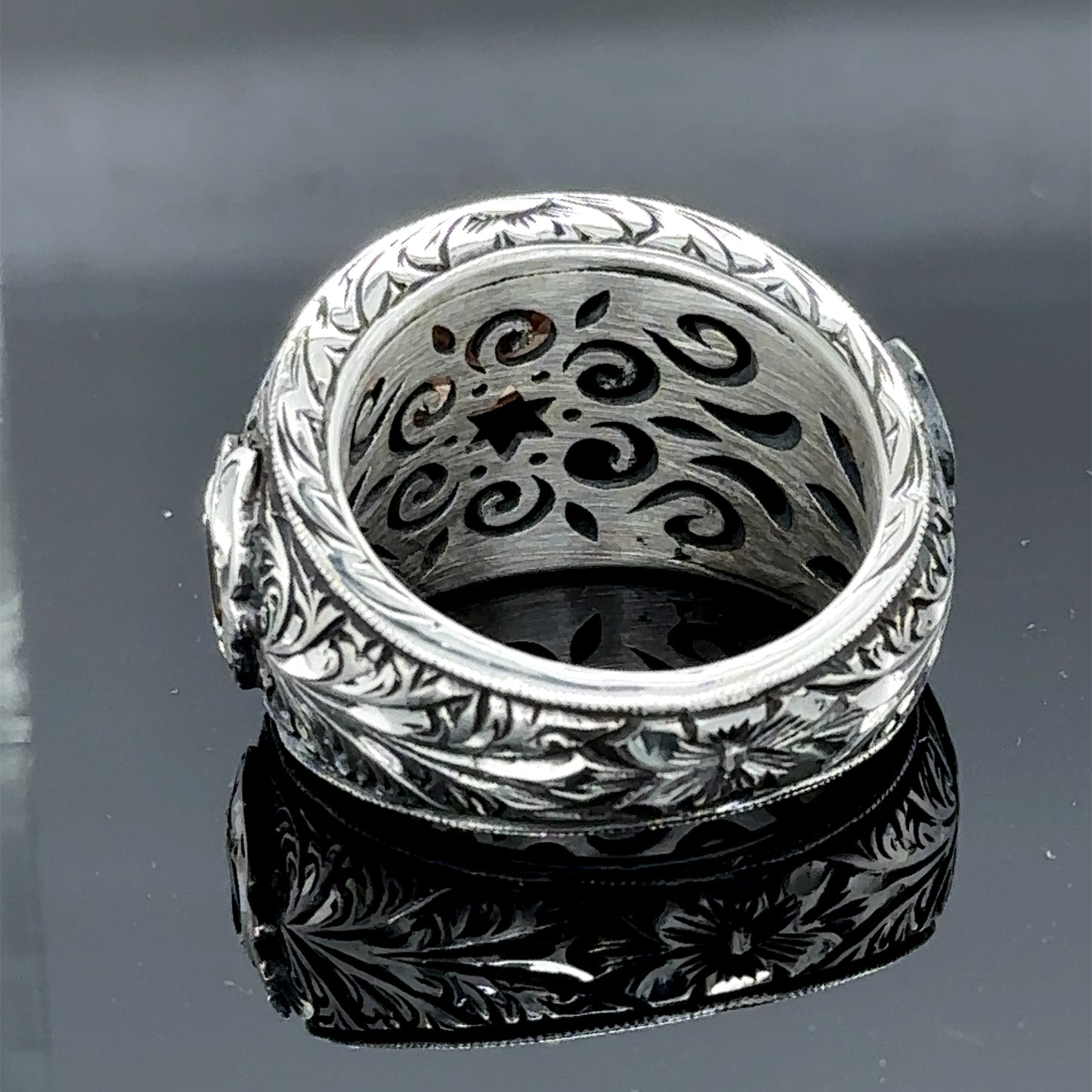 Men Handmade Zultanite Gemstone Engraved Band Ring