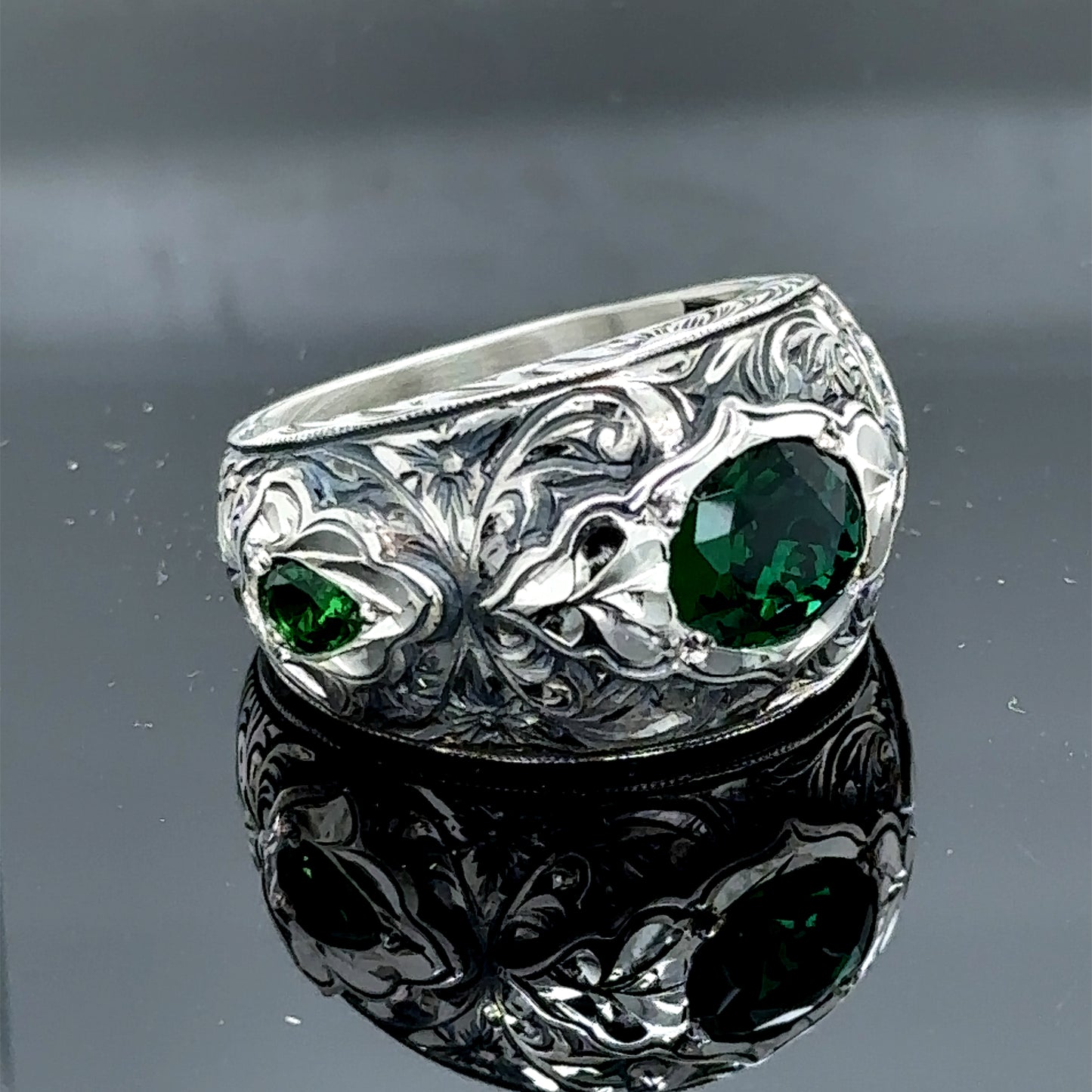 Men Handmade Green Emerald Stone Handmade Wide Ring