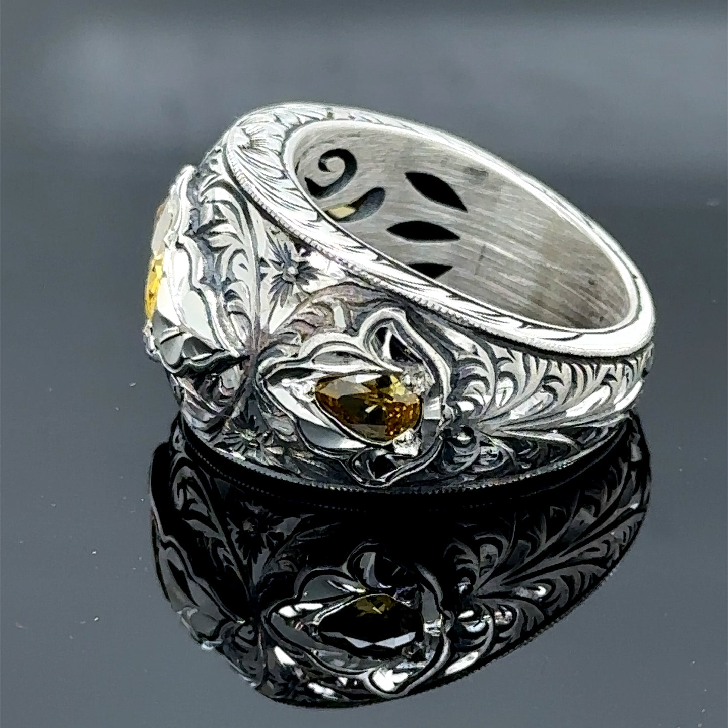 Men Handmade Yellow Citrine Gemstone Engraved Ring