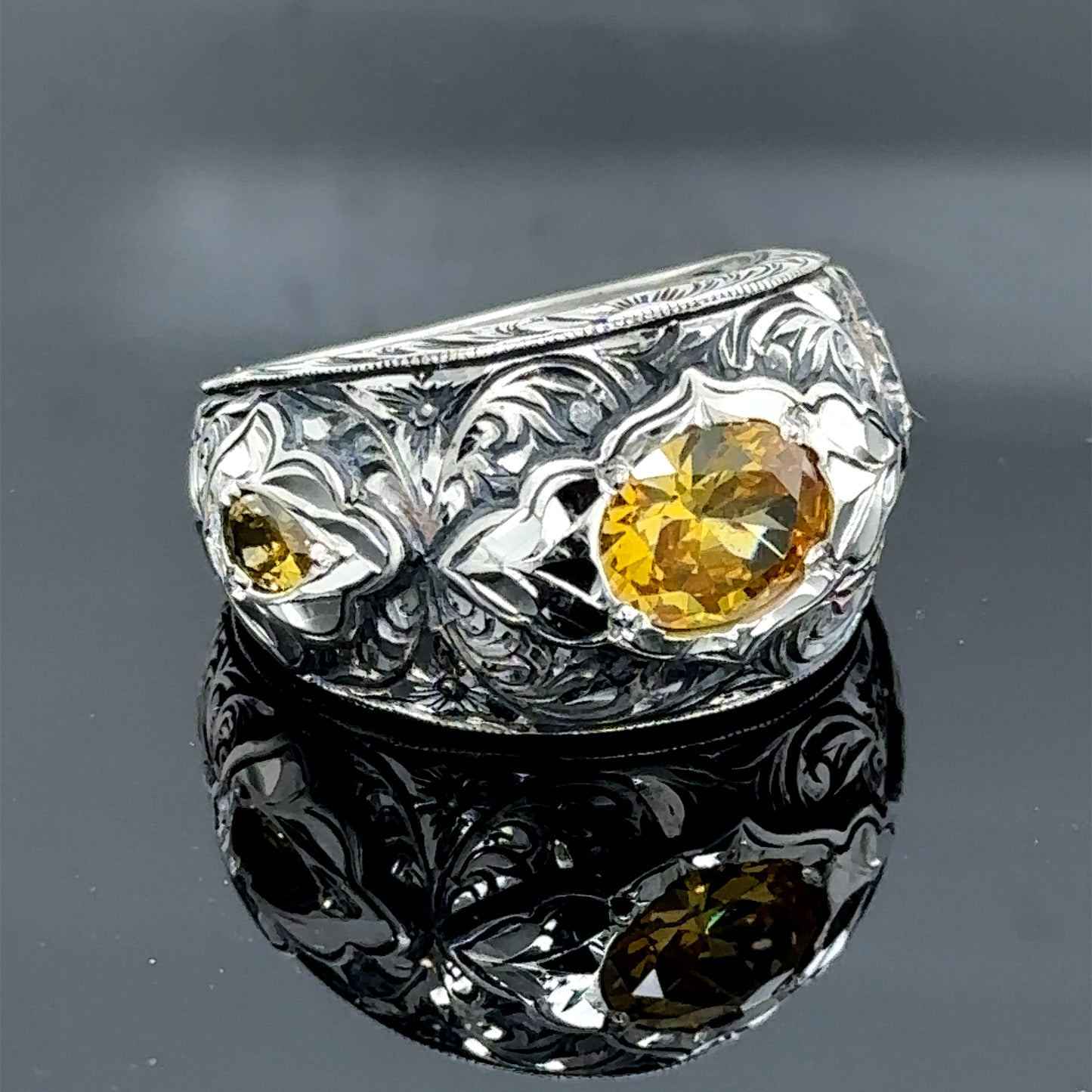 Men Handmade Yellow Citrine Gemstone Engraved Ring