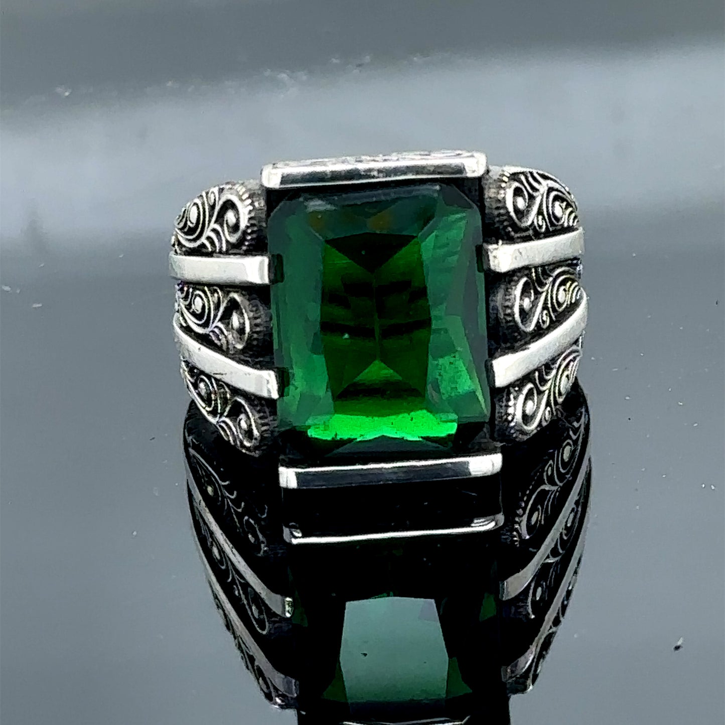 Men Handmade Green Emerald Gemstone Handmade Ring