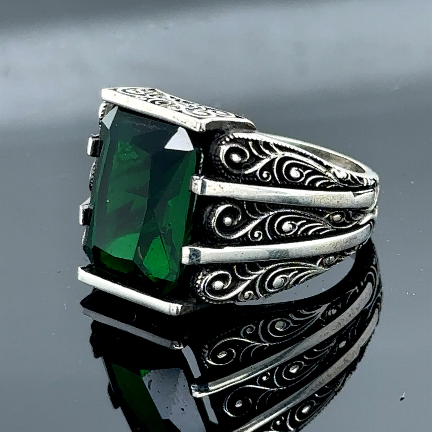 Men Handmade Green Emerald Gemstone Handmade Ring