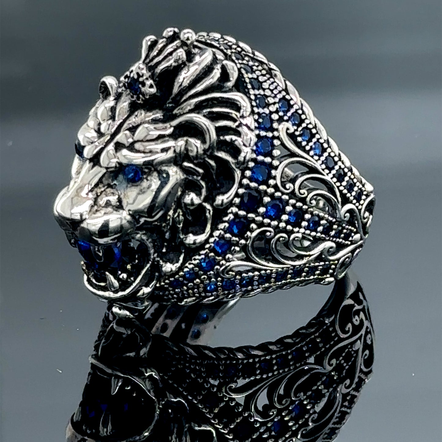 Men Silver Sapphire Stone Leon Head Animal Ring