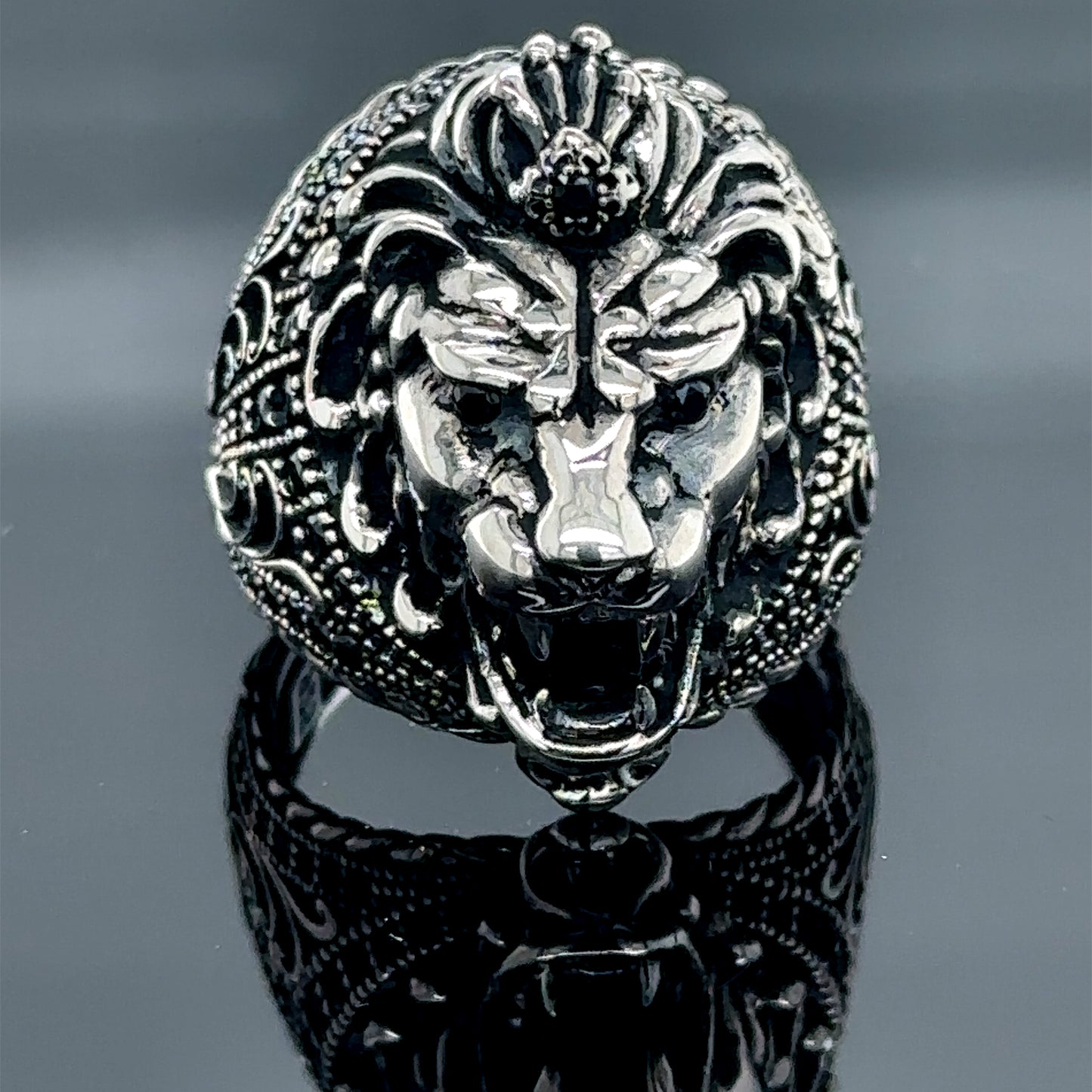 Silver Black Stone Leon Head Animal Ring