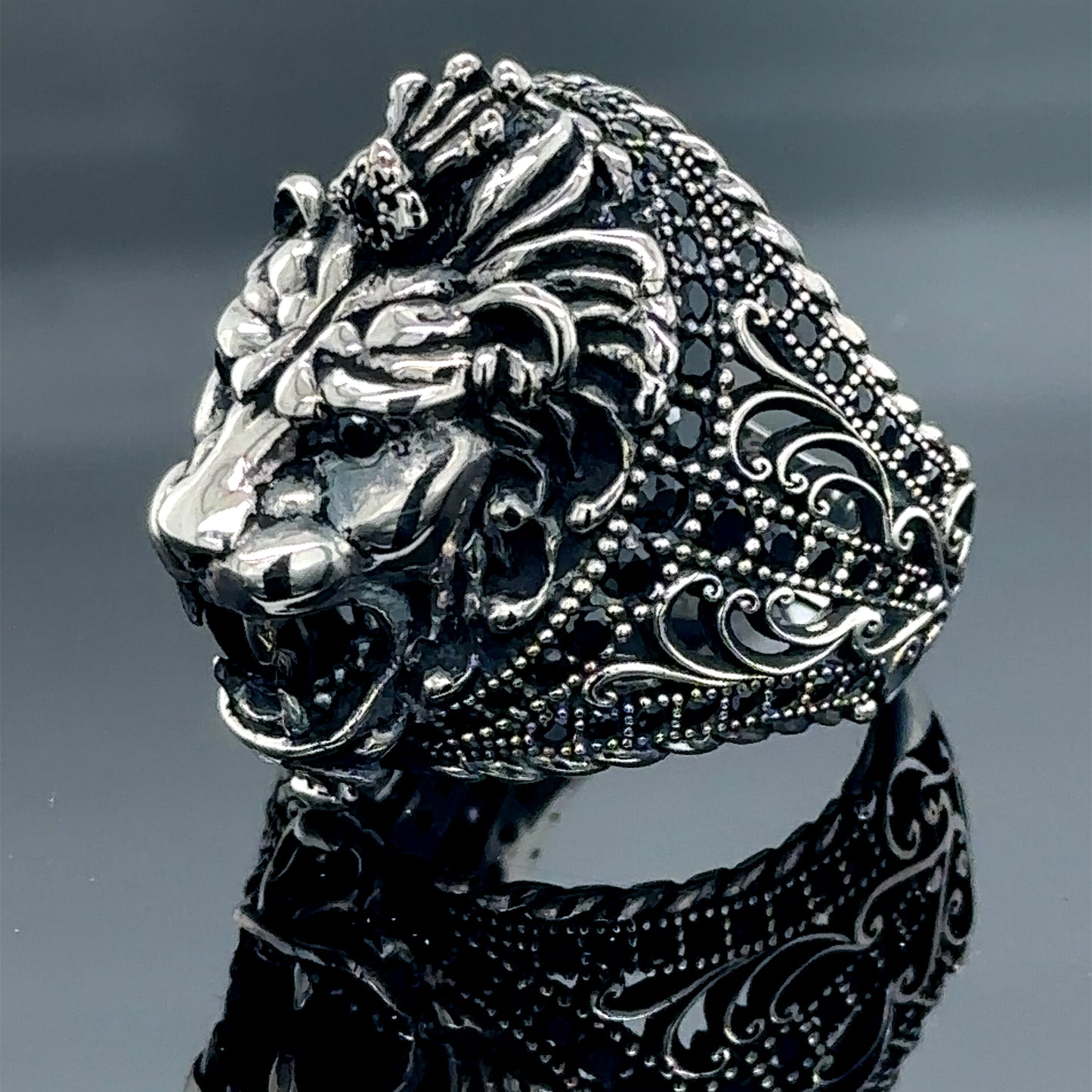 Silver Black Stone Leon Head Animal Ring