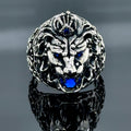 Herrenring aus Silber mit Saphir und Leon-Kopf