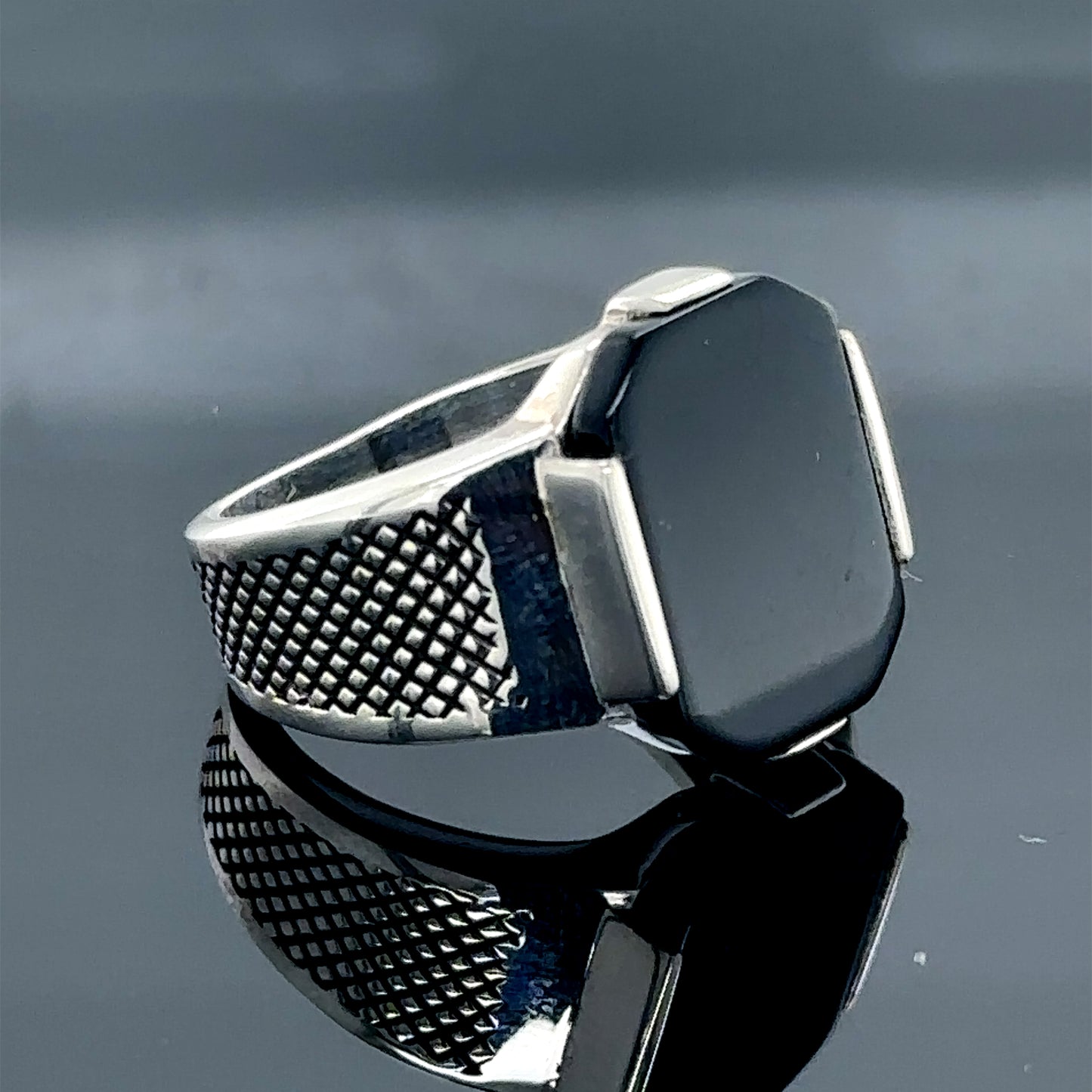 Men Silver Classic Minimal Onyx Gemstone Ring