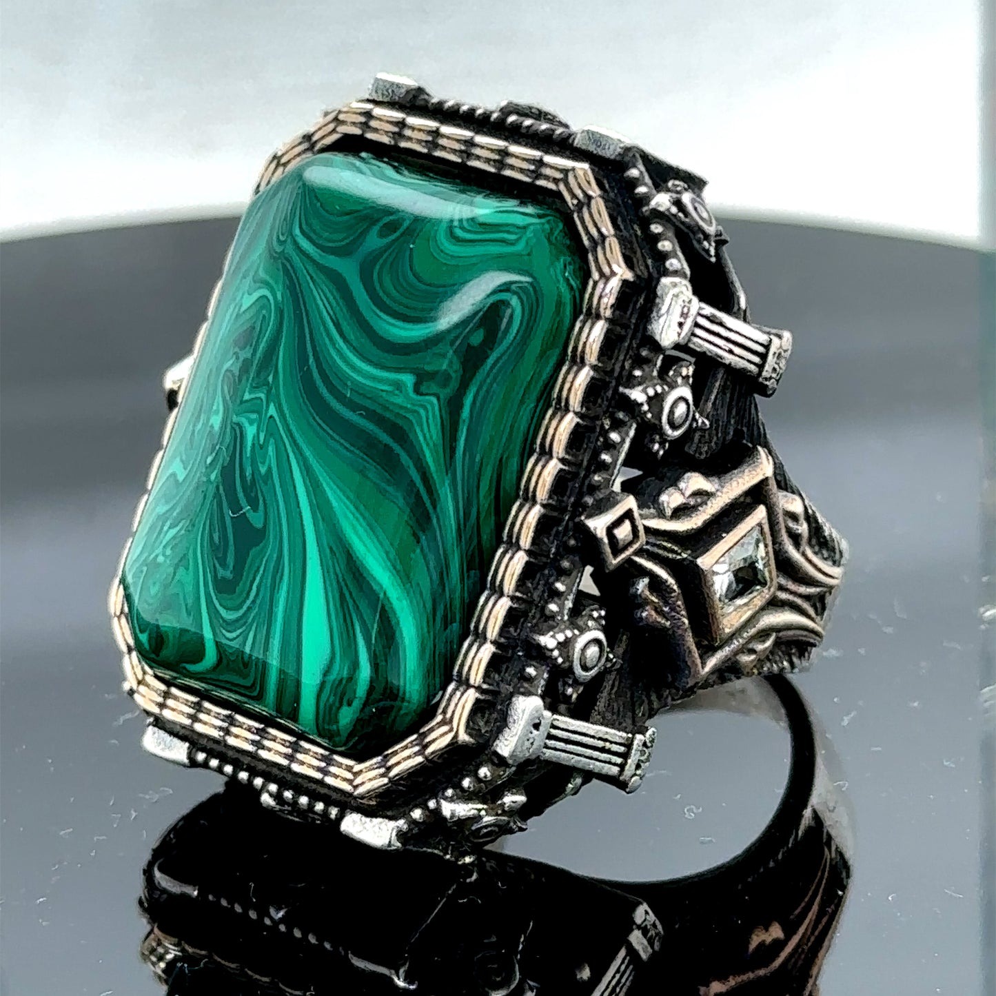 Men Silver Handmade Malachite Gemstone Large Ring