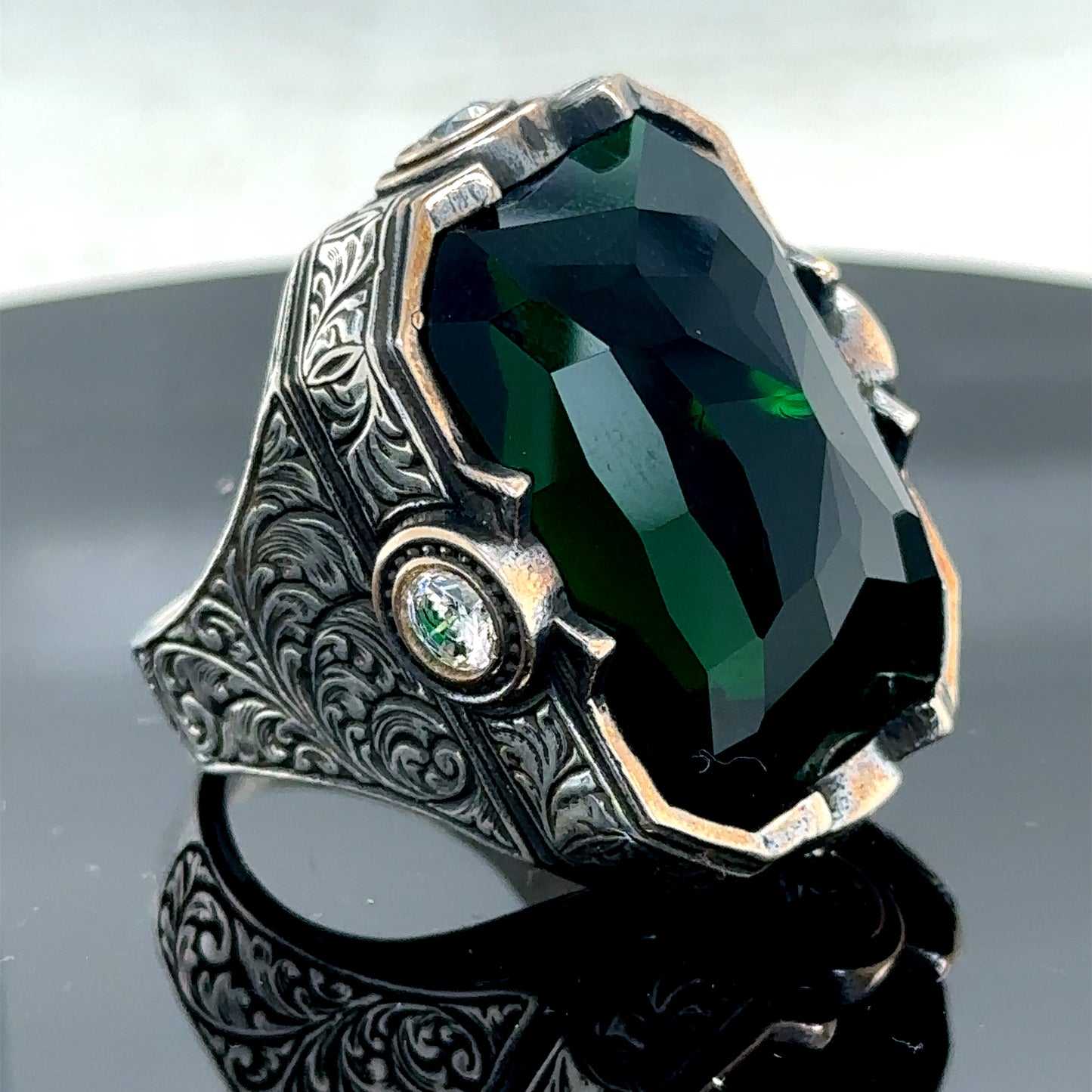 Men Silver Large Green Zircon Emerald Gemstone Ring