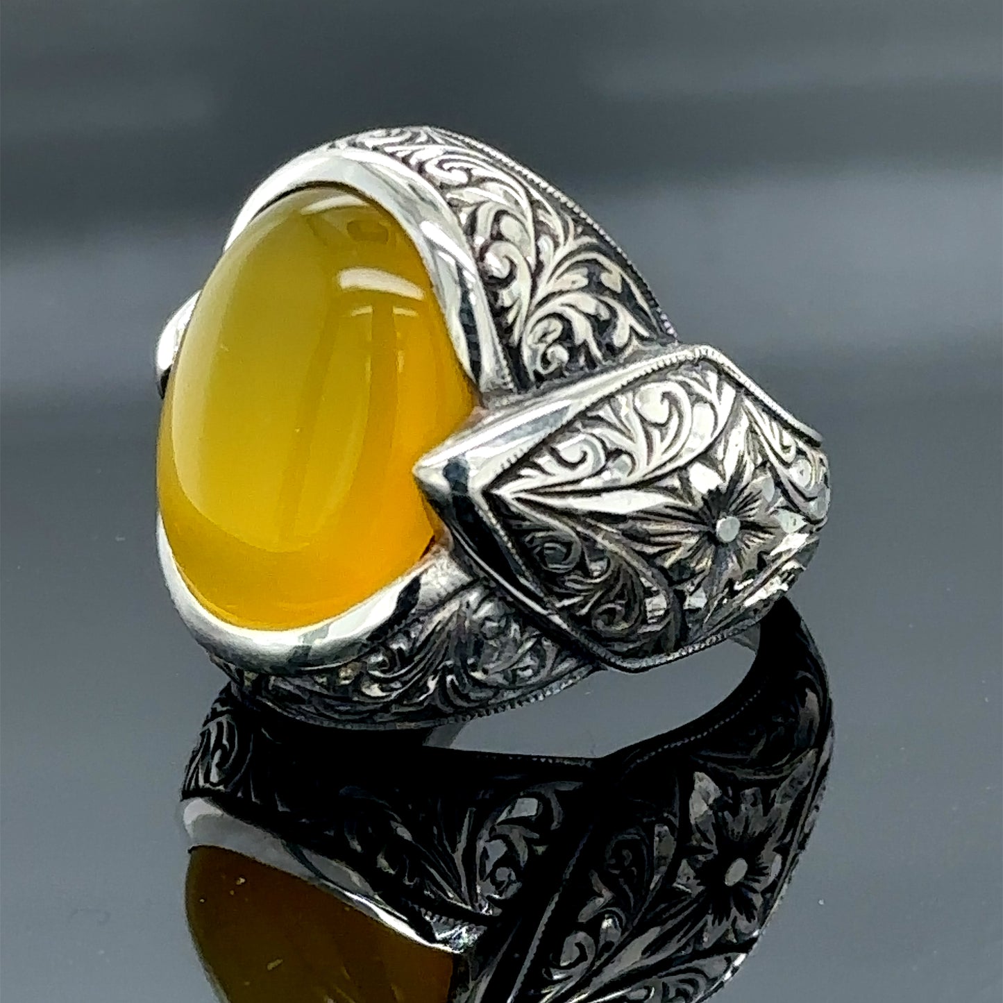 Men Silver Engraved Natural Yellow Agate Ring