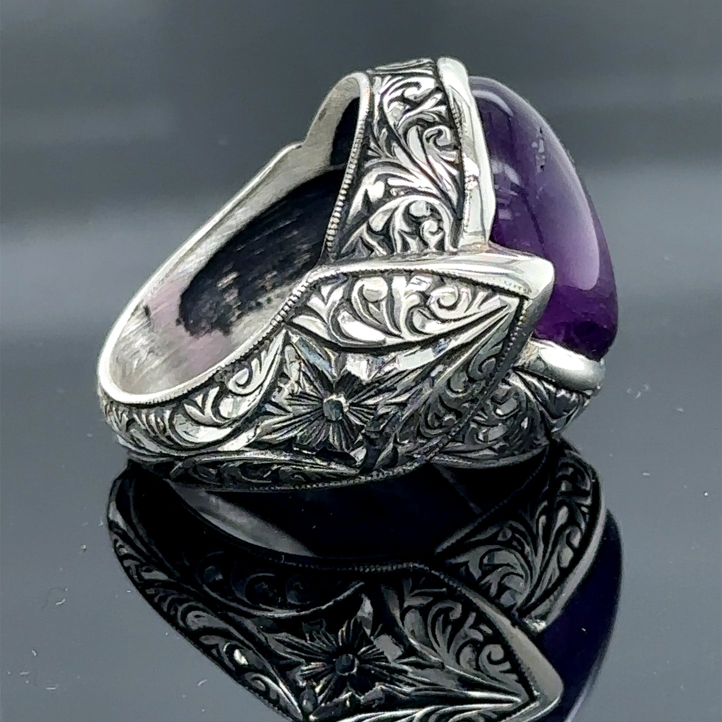 Men Silver Natural Amethyst Gemstone Engraved Ring