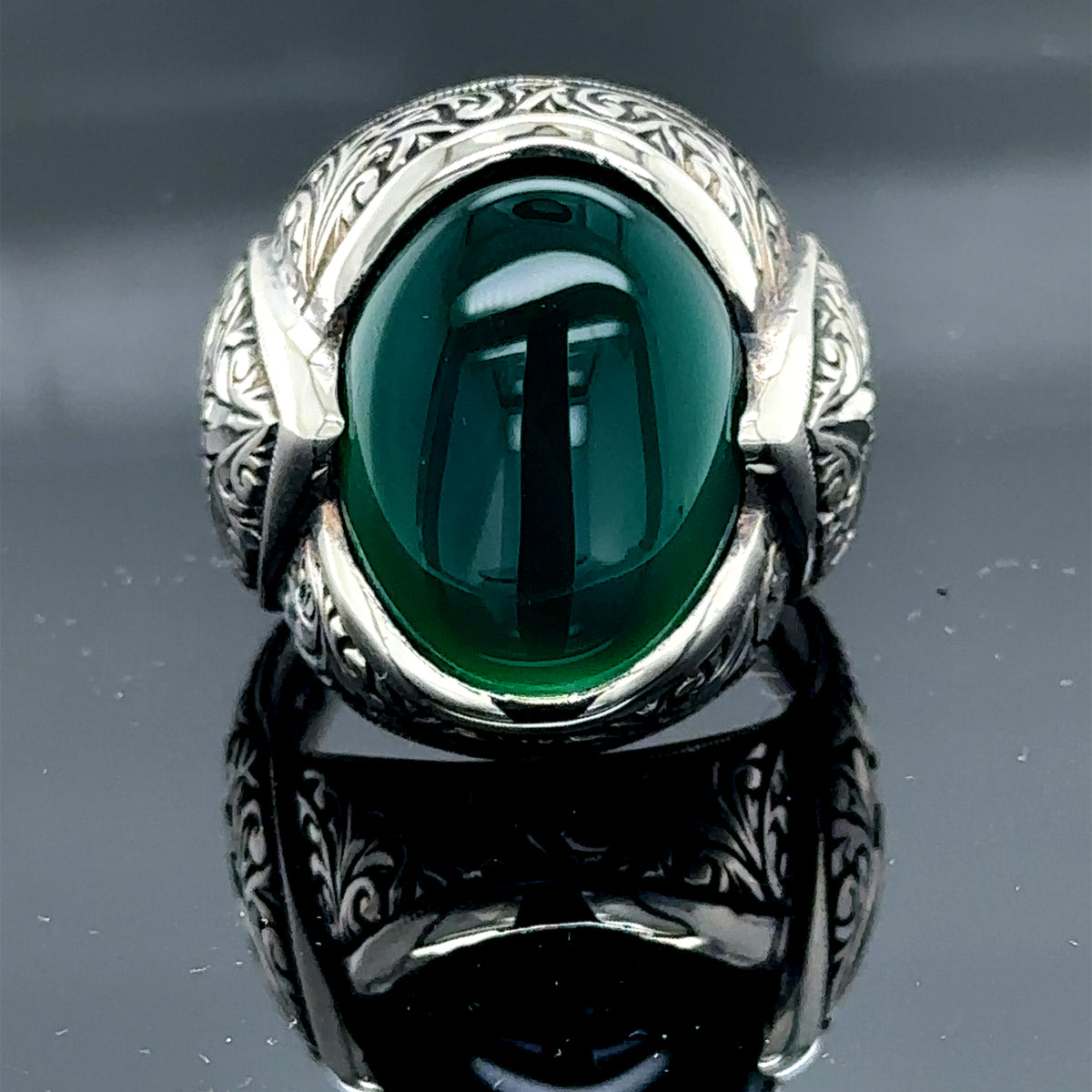 Men Silver Engraved Green Agate Ring