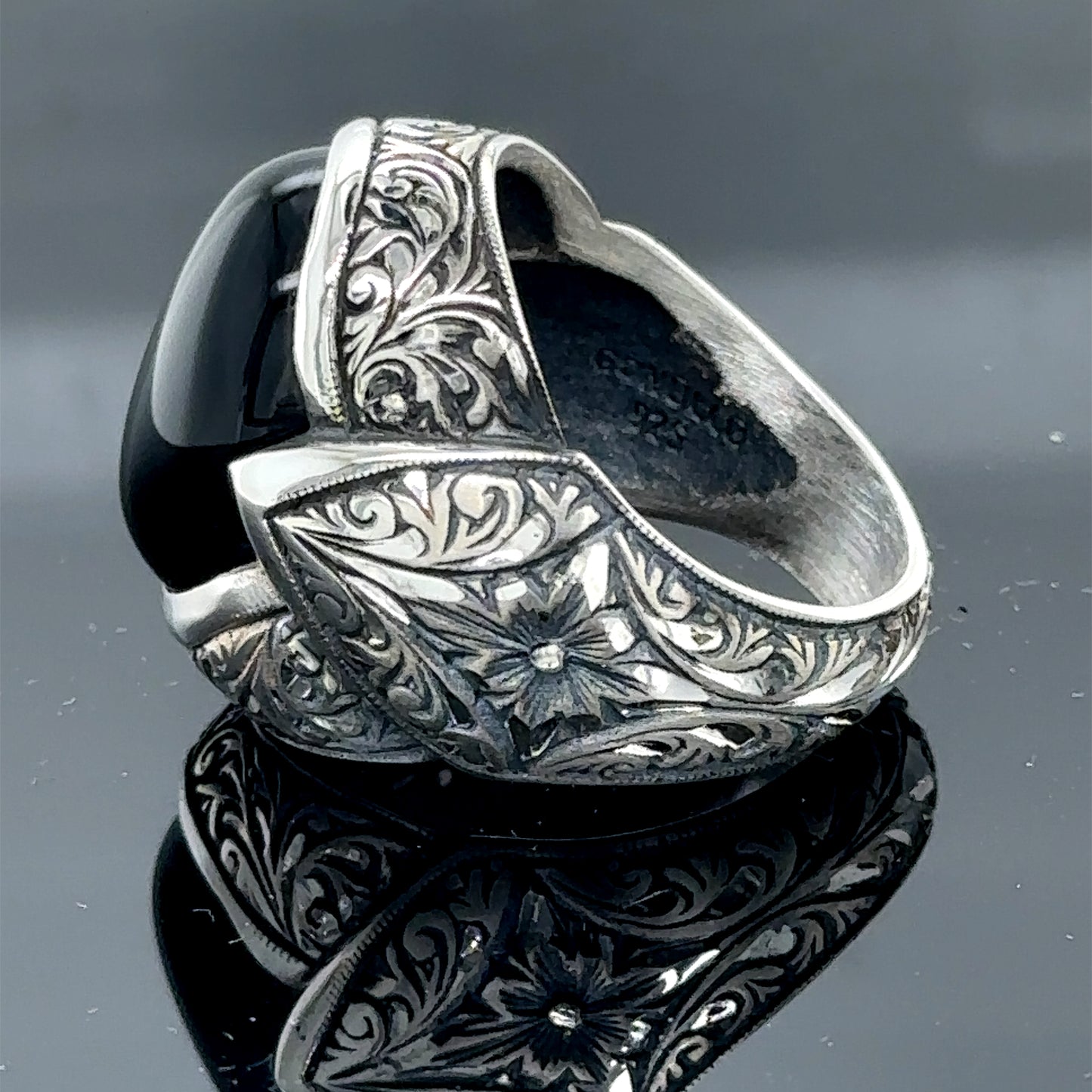 Men Silver Engraved Black Onyx Gemstone Handmade Ring