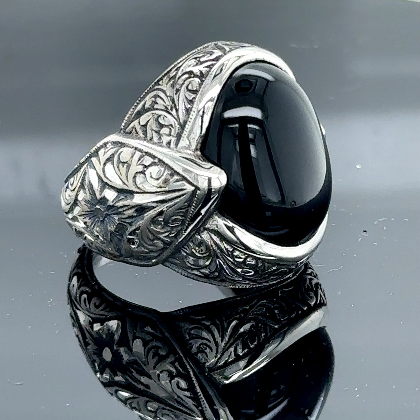 Men Silver Engraved Black Onyx Gemstone Handmade Ring