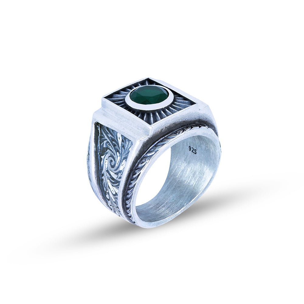 925 Sterling Silver Engraved Emerald Gemstone Ring