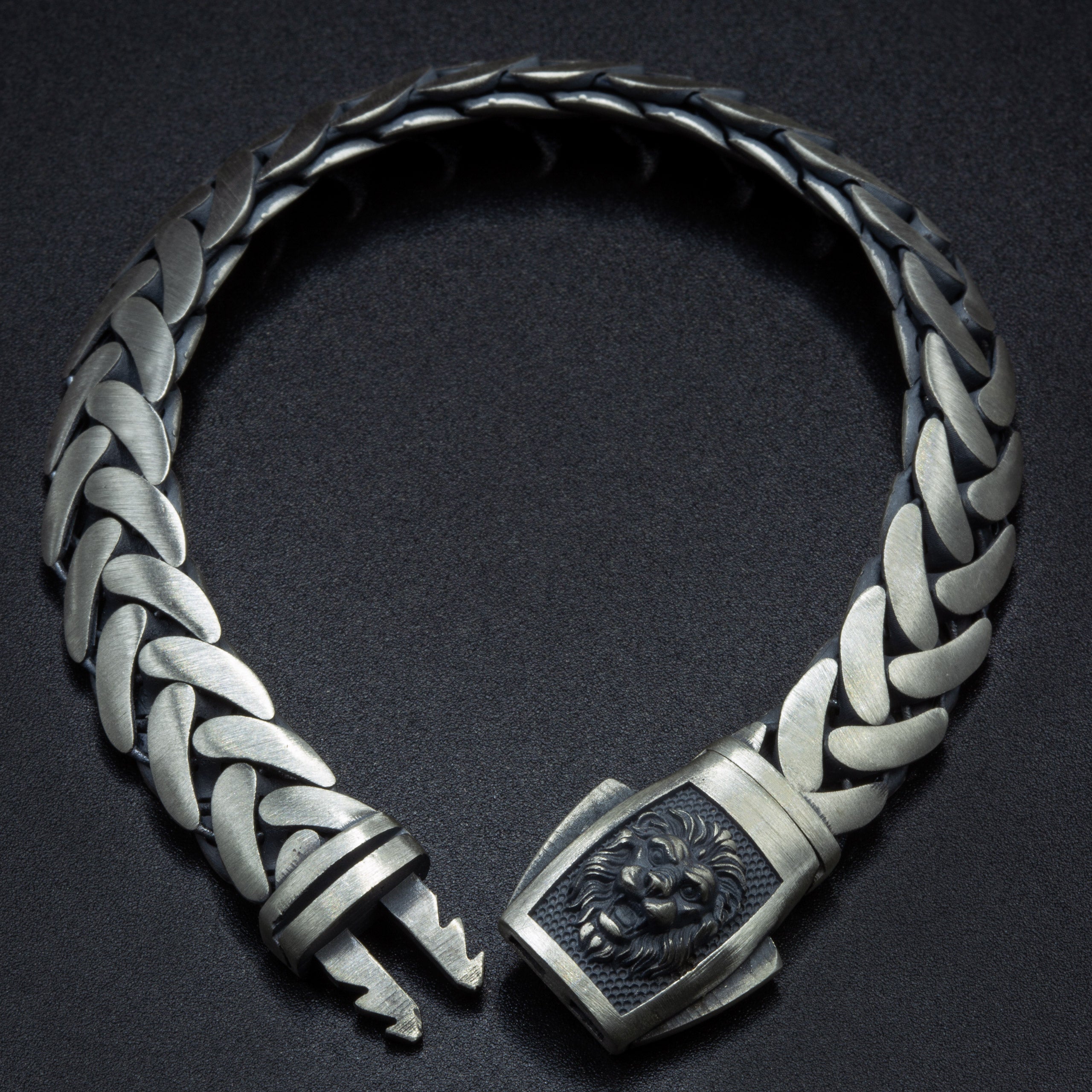 925 Sterling Silver Leon Head Figured Curb Chain Bracelet