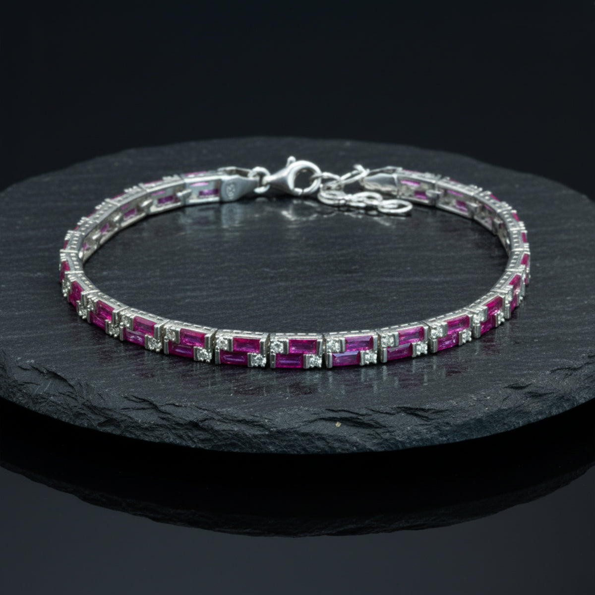Handmade 925 Sterling Silver Men's Bracelet with Natural Red Garnet - Luxury Ruby Red Gemstone Link Chain - Unique Gift for Men