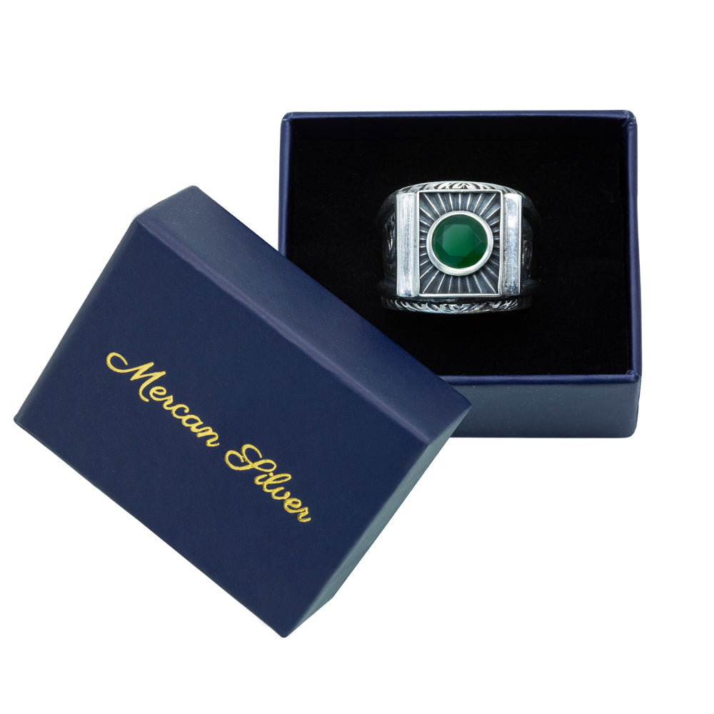 925 Sterling Silver Engraved Emerald Gemstone Ring