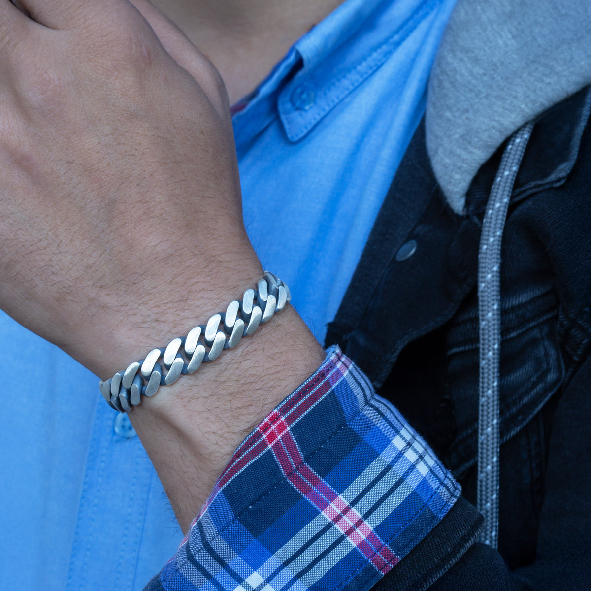 Sterling Silver Leon Figured Zodiac Curb Chain Bracelet