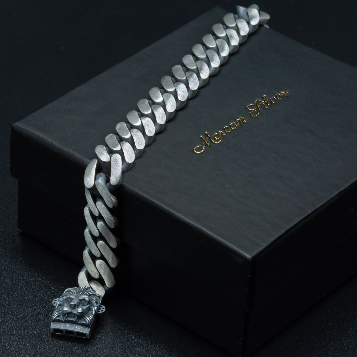 Sterling Silver Leon Figured Zodiac Curb Chain Bracelet