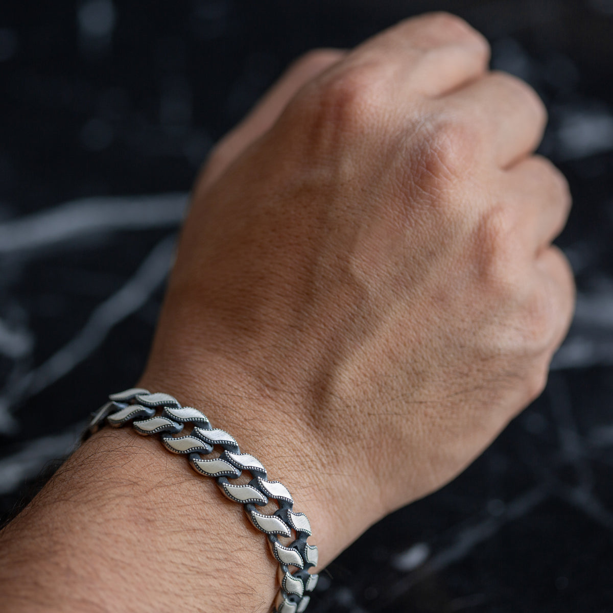 925er Silber Herrenarmband, handgefertigt, graviert, 10 mm Kette