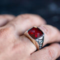 Anillo de piedra preciosa de granate cuadrado hecho a mano para hombre
