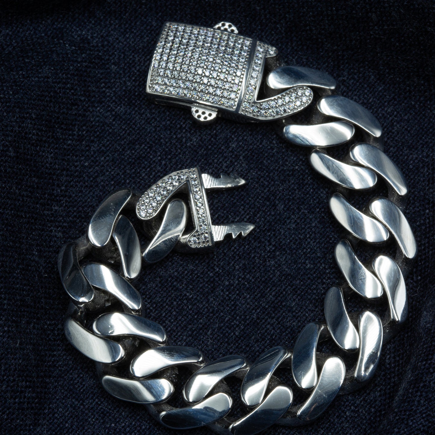 Solid 925 Silver Men Iced Out 16mm Curb Chain Bracelet