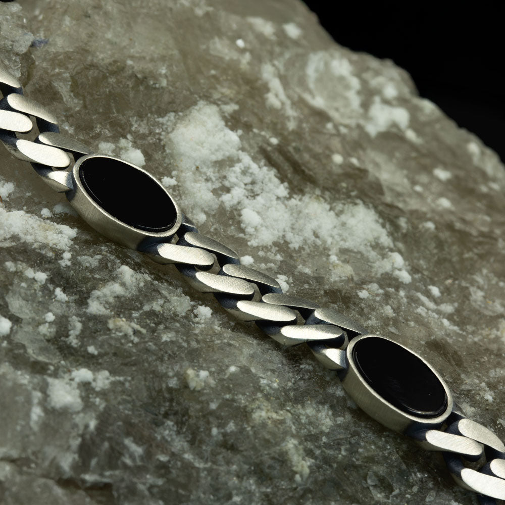Men Silver Gourmet Curb Chain Onyx Bracelet