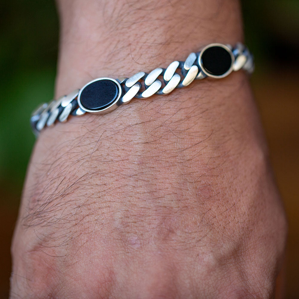 Men Silver Gourmet Curb Chain Onyx Bracelet