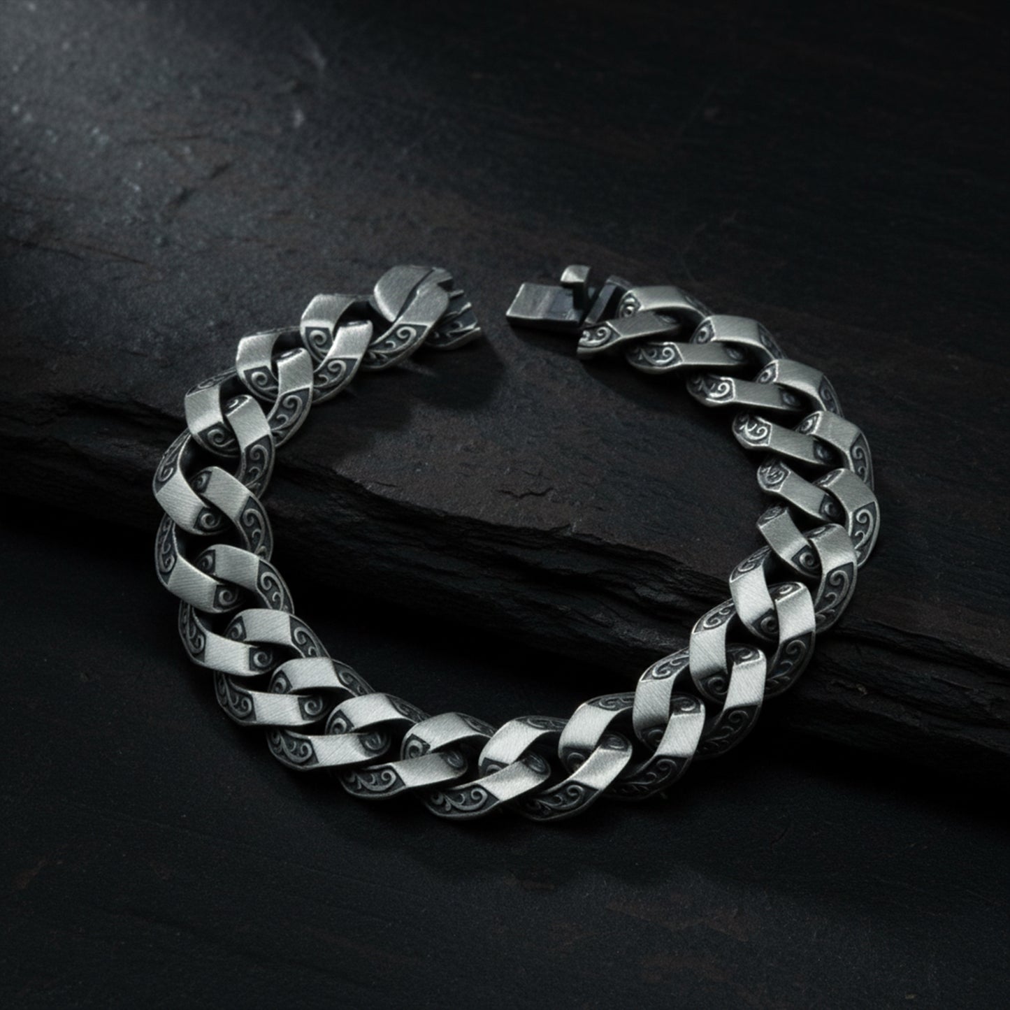 Men Handmade Elegant Engraved 12mm Curb Chain Bracelet