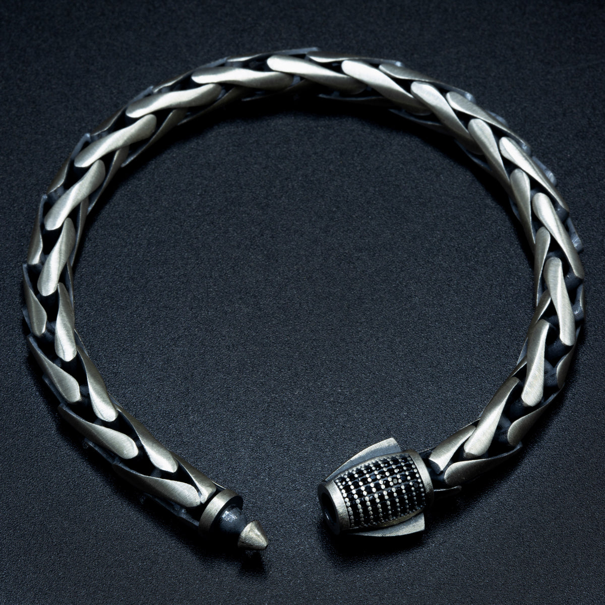 Pulsera de plata 925 hecha a mano para hombre con cadena redonda y gema de ónix.